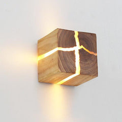 Crack Wood Shape Wall Light